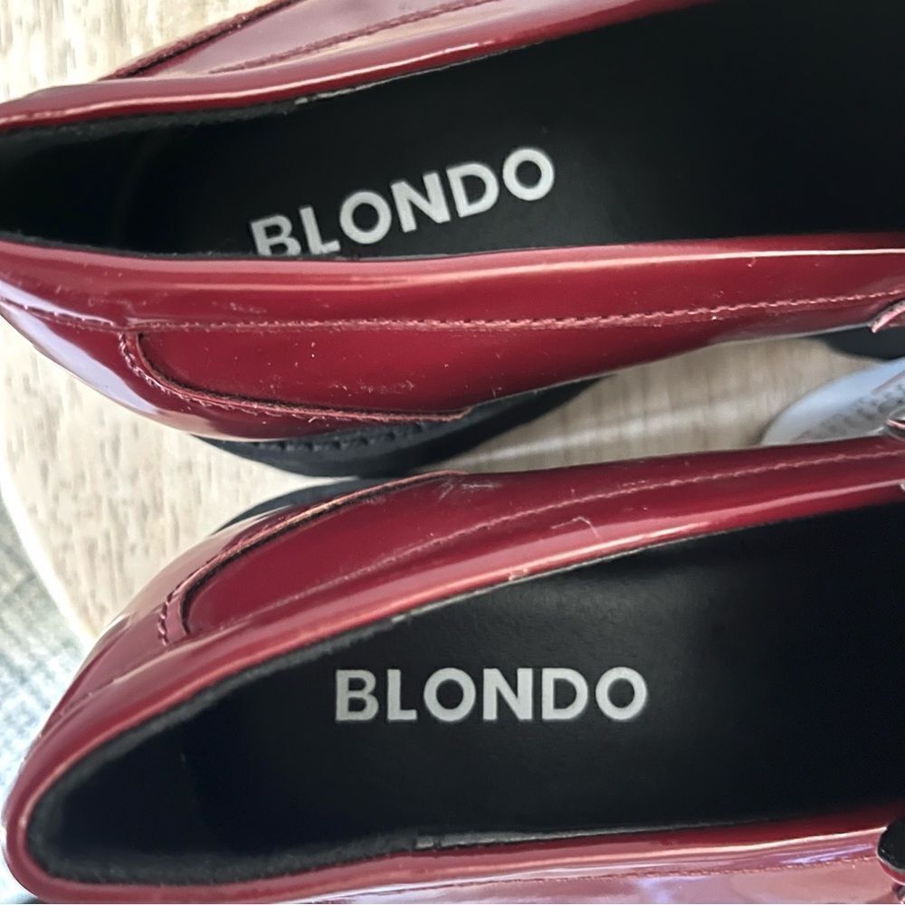 Blondo Waterproof Lug Sole Patent Leather‎ Burgundy LoaFERS NWOB - Picture 3 of 9